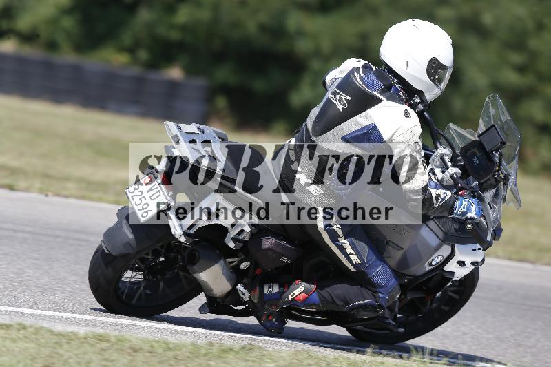 Archiv-2025/49 26.08.2025 Cornu Master School ADR/gruen-vert/17